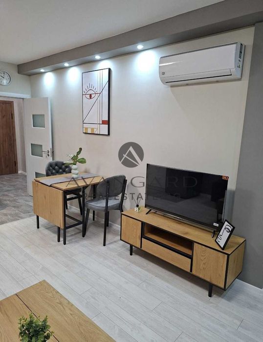 Продава се Двустаен апартамент в Пловдив, Кючук Париж - 65 кв.м за 1089 €/кв.м - Снимка #1