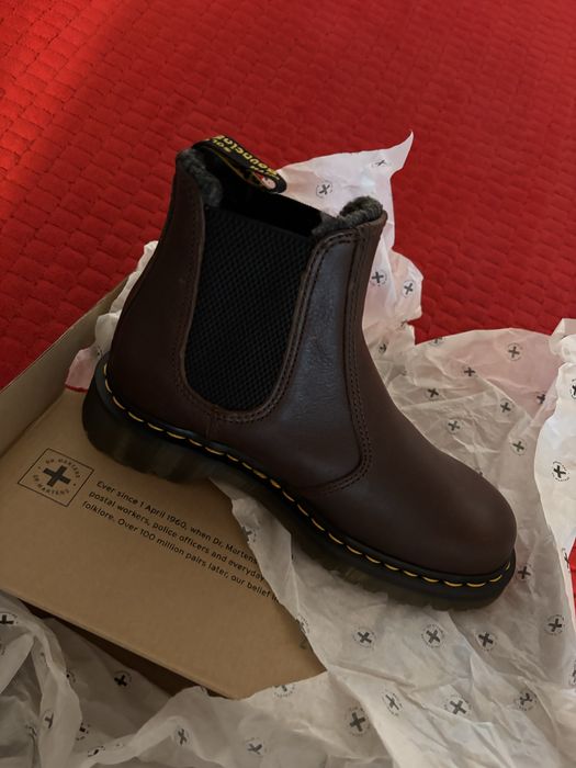 Ghete de dama Dr. Martens M.37