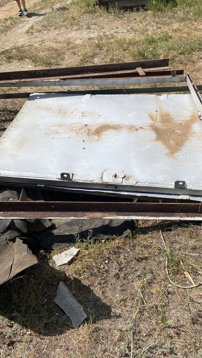 Продам металлические ворота б/у