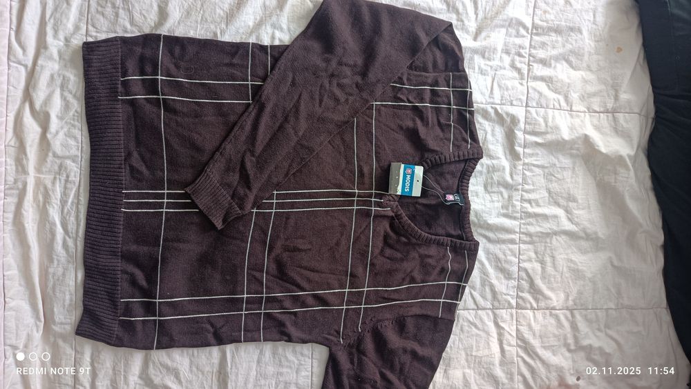 Мужской свитер новый