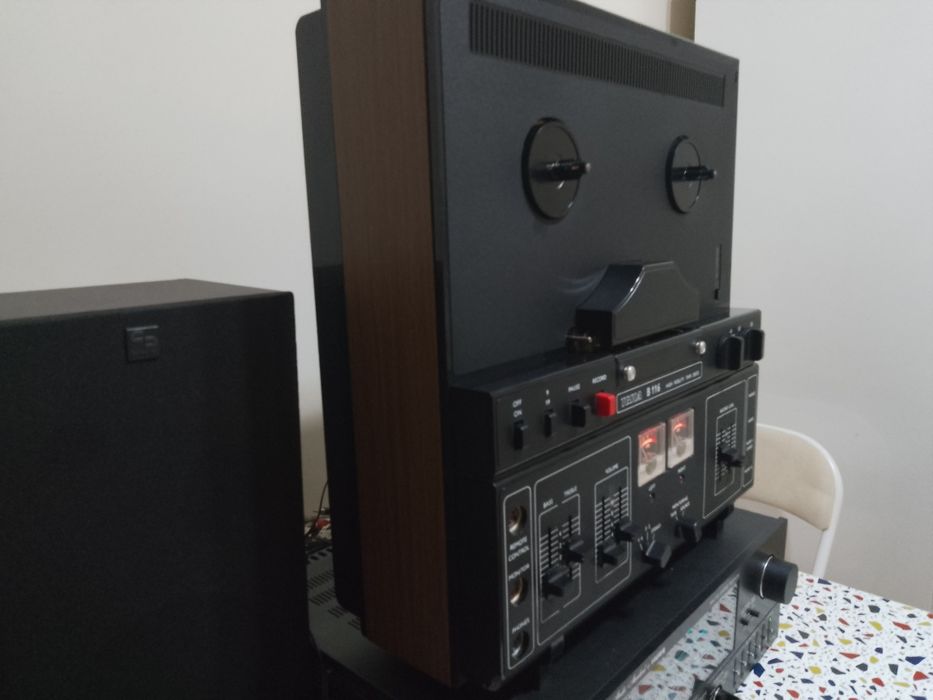 Magnetofon Tesla B 116