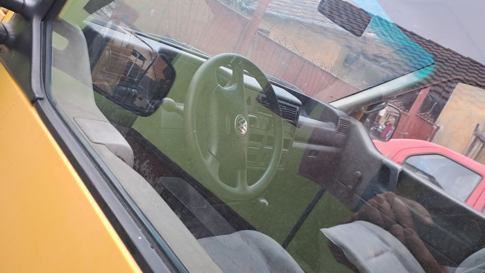 VOLKSWAGEN Transporter 2000