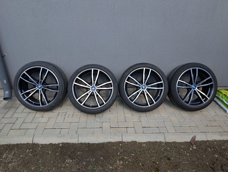 Jante BMW Style 791M pe 19" + anvelope Pirelli – set complet!