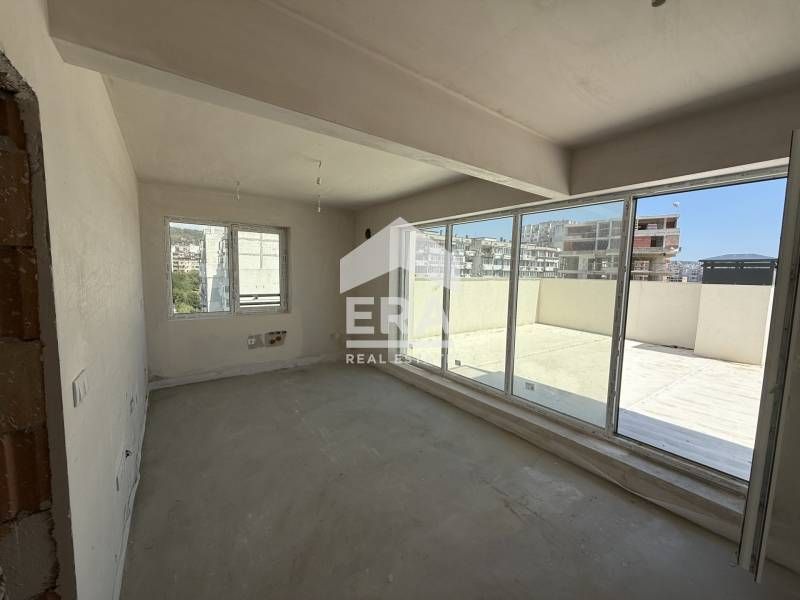 Продава се Четиристаен апартамент в Варна, Възраждане 1 - 174 кв.м за 821 €/кв.м - Снимка #7