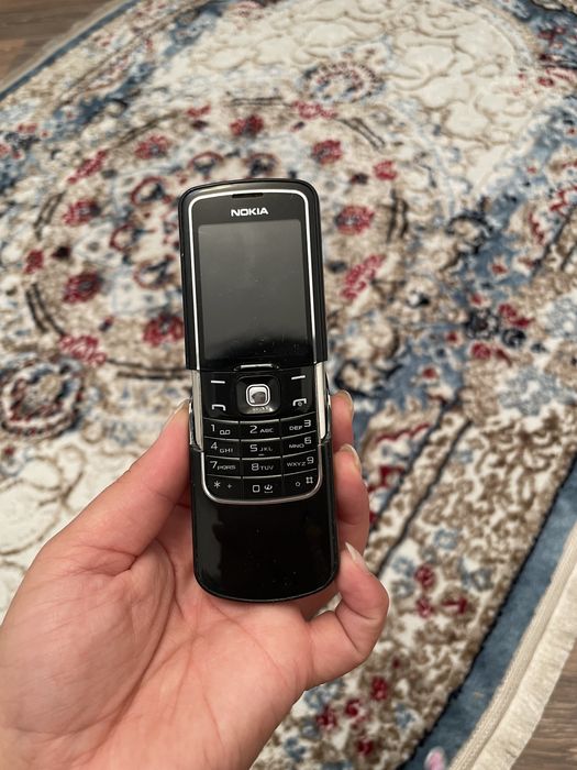 Нокиа 8600 - Луна