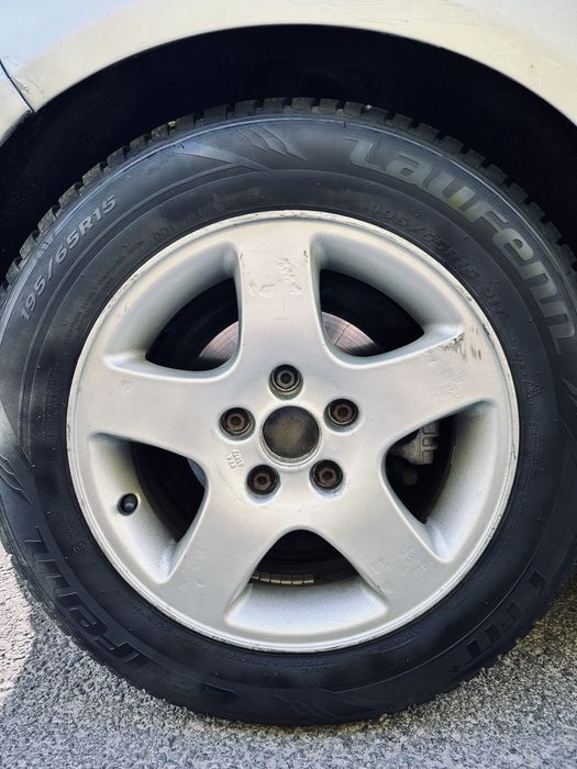 Volkswagen Golf 5  2.0 tdi 140cp BKD