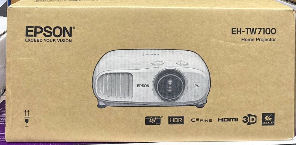 Проектор Canon и экран качество и гарантия доставка установка