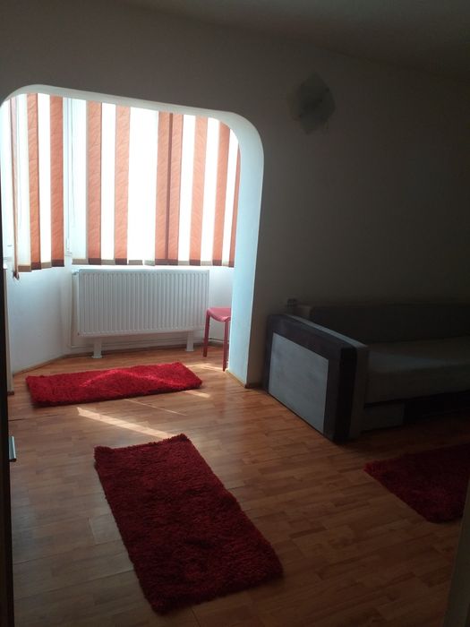 Închiriez garsonieră in Bartolomeu