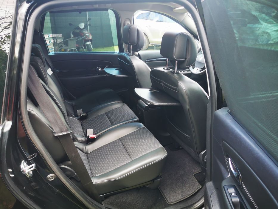 Renault Scenic 1,6 Dci - 130 cp - EURO5 - An 2012- Klima -Led- Trapa-Distribuție pe lant--Vanzare Cash sau in Rate
