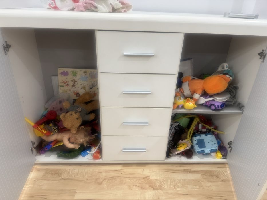 Продается шкафчик и тв комод