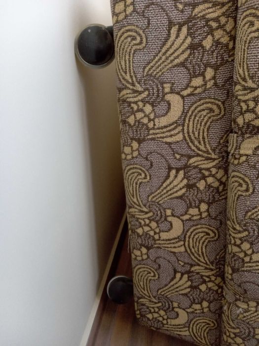 Разтегателен диван