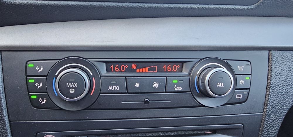 BMW 116 i АВТОМАТИК Facelift