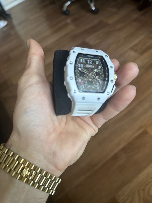 Часовник Onola  - кварц