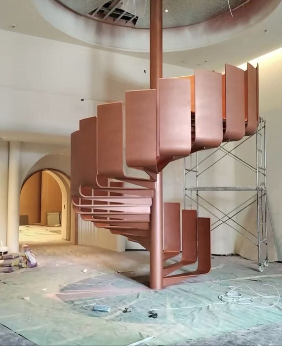 Металлические лестницы