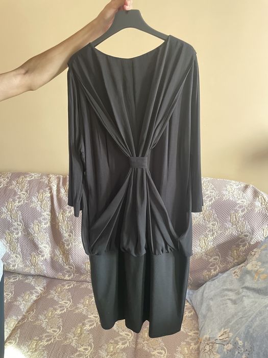 Платье новое, черного цвета