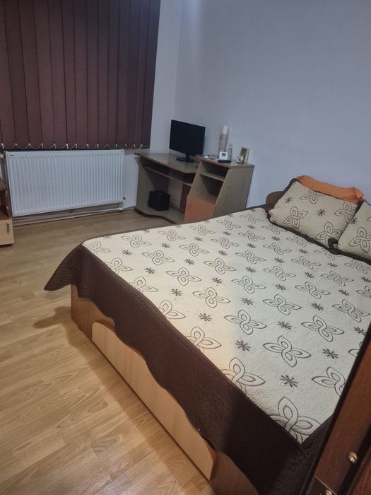 Vând apartament 2 camere