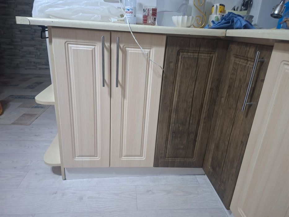 Продам кухонную гарнитуру