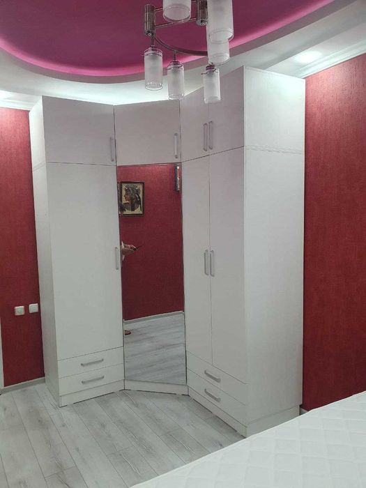 Изготовление мебели, дверей и лестниц под заказ.