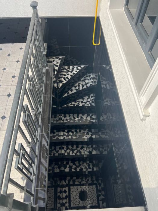 Уй сотилади уч кахрамон Обод махаллада