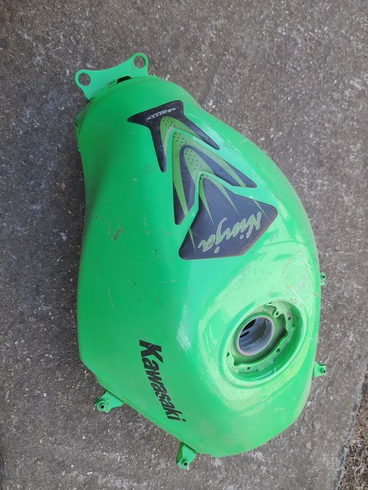 Резервоар kawasaki ninja 250r 08-12