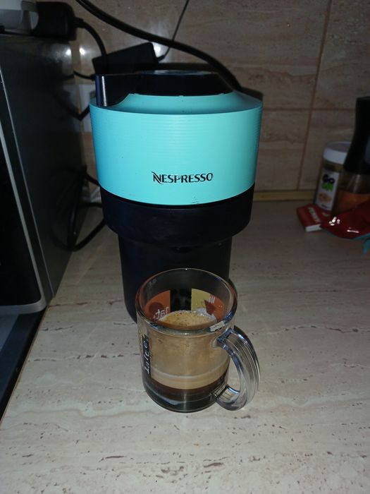 Aparat cafea cu capsule Nespresso Vertuo in Garanție