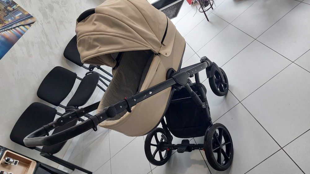 Детска количка с две кошчета