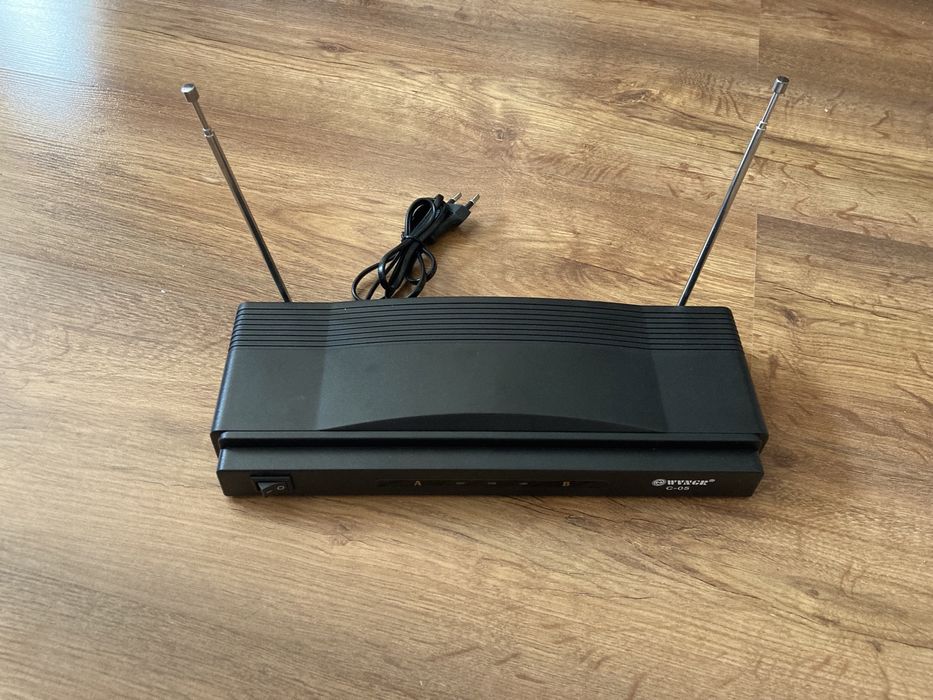 Statie Karaoke 2 microfoane wireless