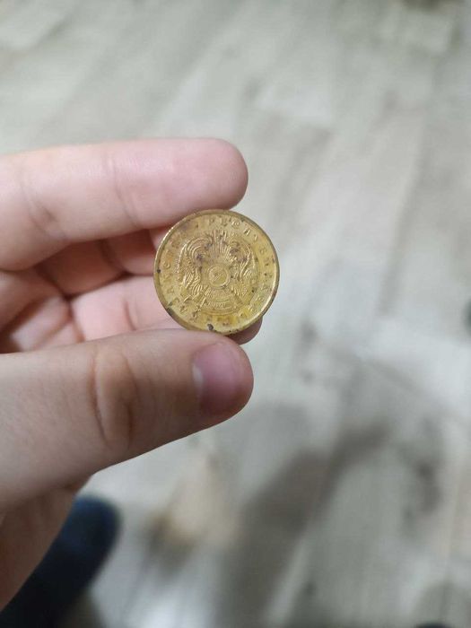 Монета Тиын 50 1993 года