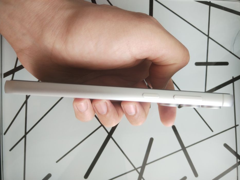 Samsung S23Fe телефон