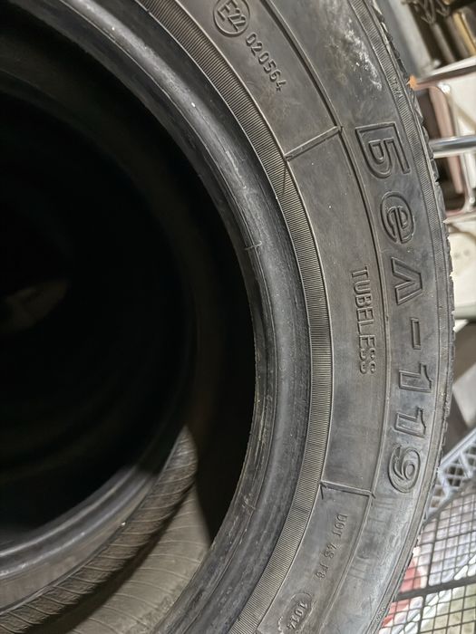 Продам шину 195/65R15