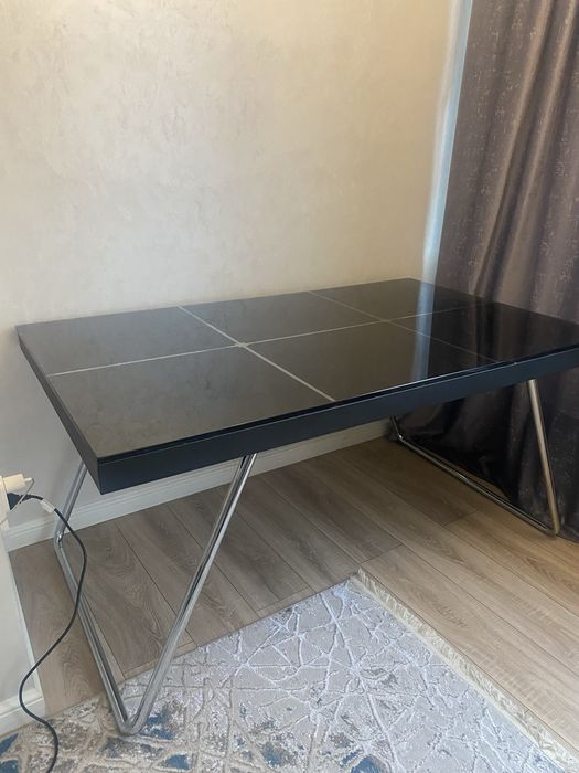 Продам Стол стеклянный!