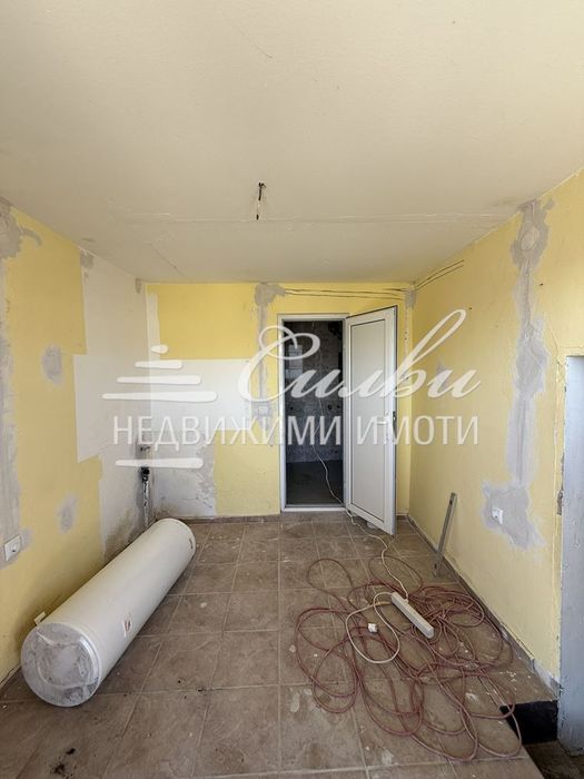Продава се Къща в с. Ивански, Област Шумен - 84 кв.м за 231 €/кв.м - Снимка #2