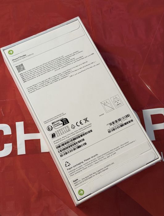 ЗАПЕЧАТАН 256GB iPhone 17 Pro Max Гаранция Технополис 2028г. Silver