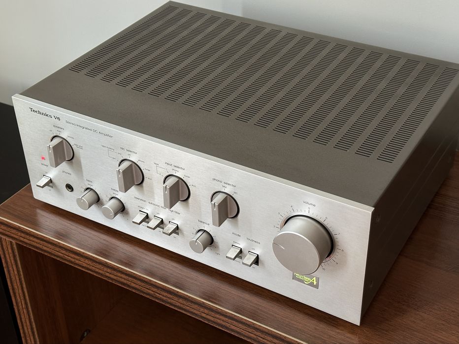 Усилитель Technics SU-V6
