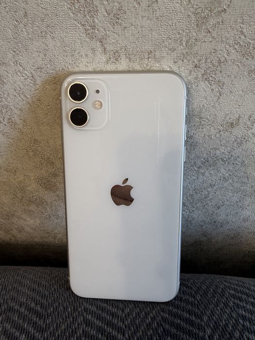 Айфон 11 в отличном состоянии