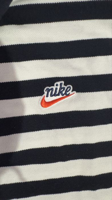 Authentic Nike tee