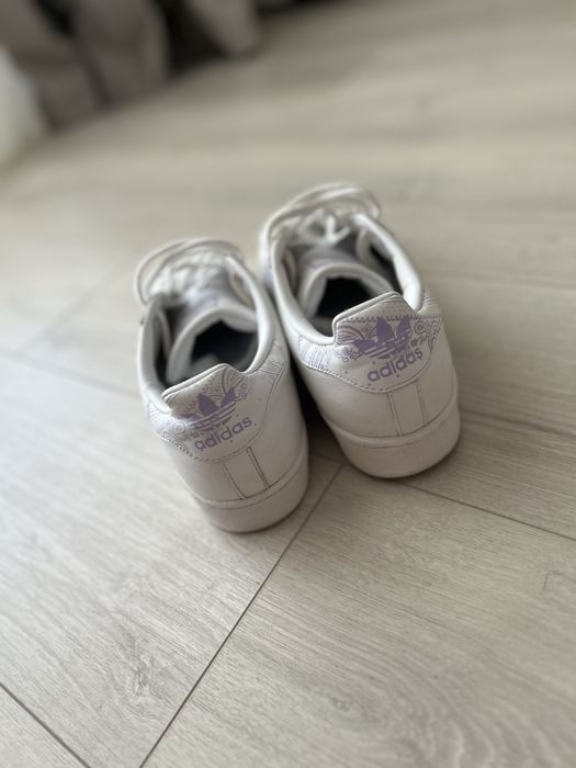 Adidas Superstar