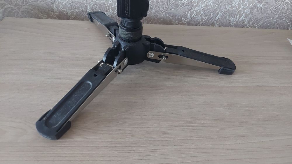 Продам монопод срочно