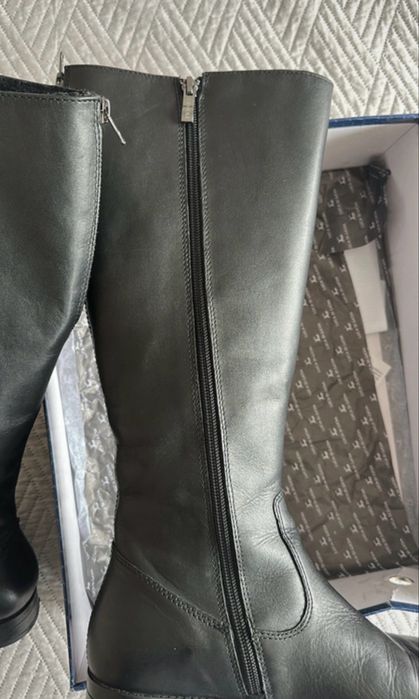 Cizme de piele negre