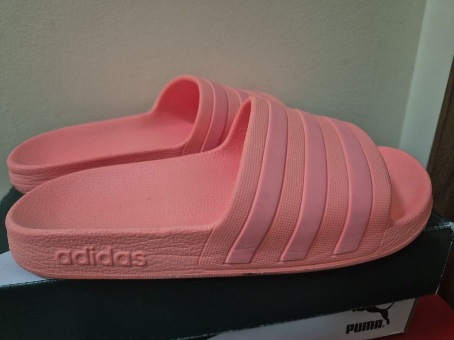 Чехли Adidas, номер 37