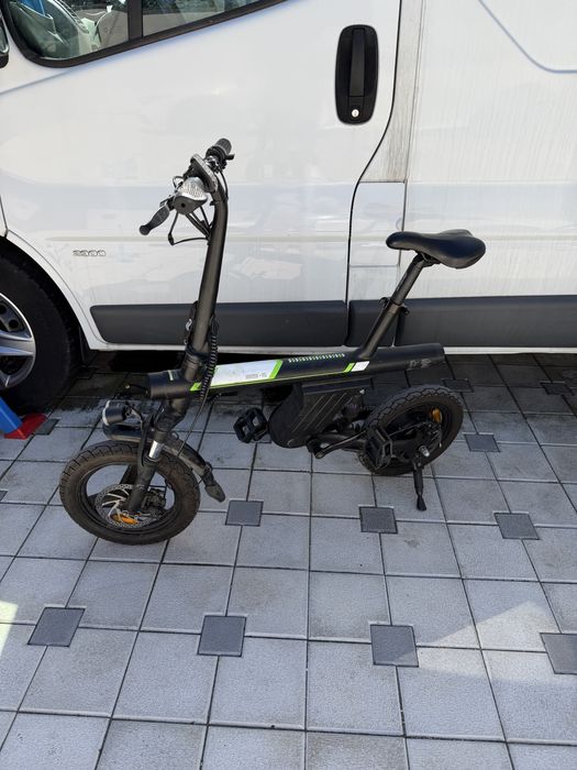 Bicicleta electrica cu acceleratie