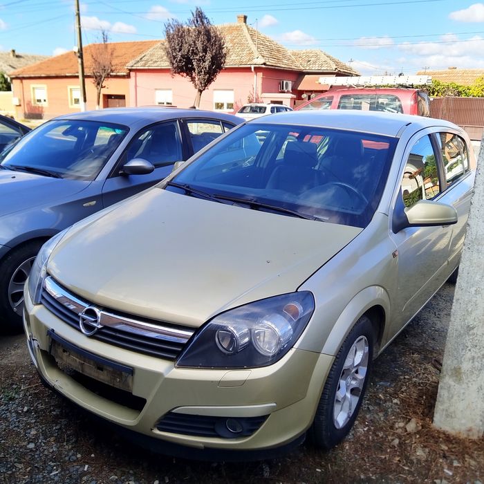 Oglinda stanga/dreapta Ope Astra H an 2004-2009