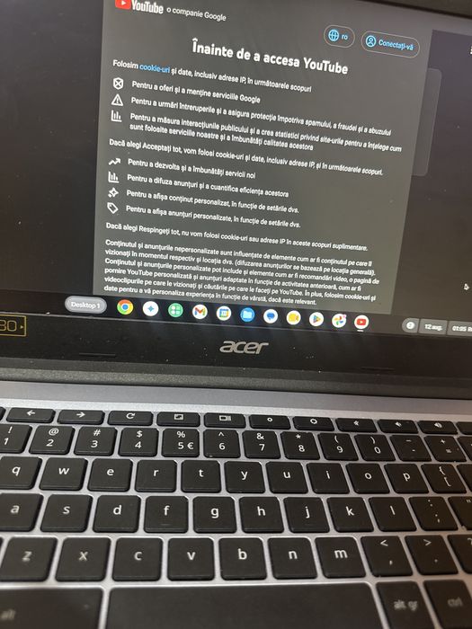Leptop acer ful HD 180