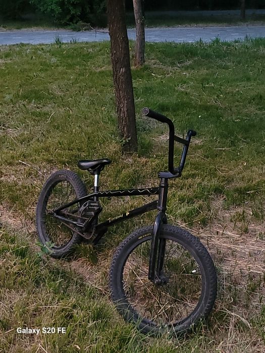 Продам бмх в хорошем состояние