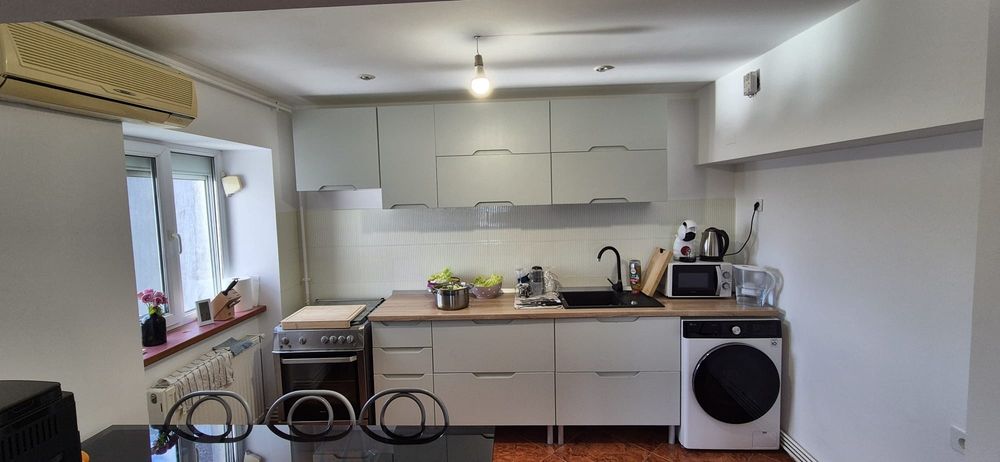 Apartament 4 camere, Zimbru, Dacia