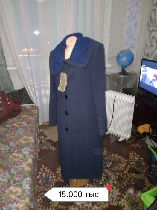 Продам верхнюю одежду