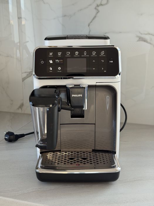 Espressor Philips LatteGo