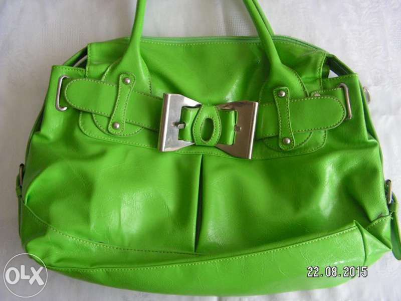 Дамска чанта- пет броя