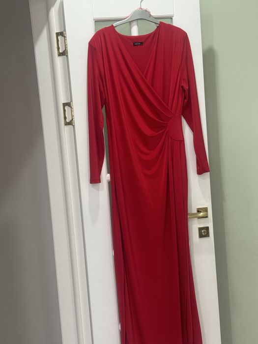 Продам шикарное платье