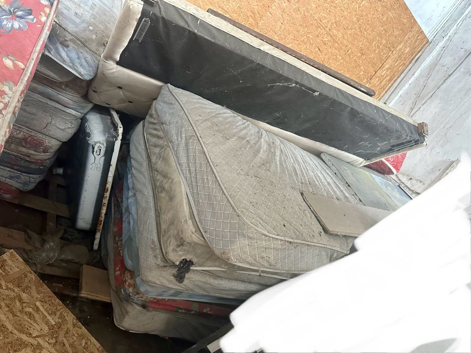 Vand saltele 90/200 folosite